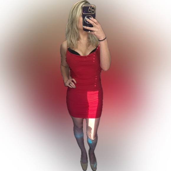 Hello Molly Vibrant Red Bodycon Dress 4 - Picture 1 of 7